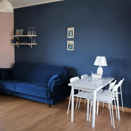 Apartment Poswiata - Z Widokiem Na Laki Bobolin